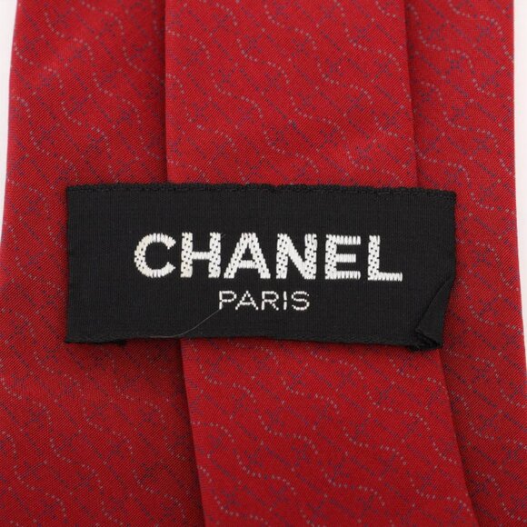Chanel Dot Red Silk Necktie - Picture 3 of 4